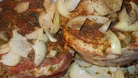 Skopové na  pivě,  rajčatech,  česneku a koření