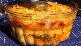 Špagetová bábovka s houbovou směsí