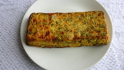 Zapečené brambory s brokolicí a sýrem