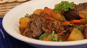 Zvěřinové Irish stew ( Irské dušené)