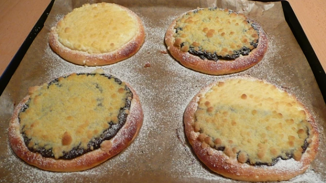 Bezlepkové kynuté koláče, makové, tvarohové, povidlové