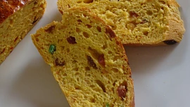 Kynutý chlebíček, nebo bábovka