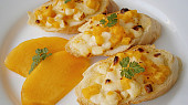 Bruschetta(rohlík) s kaki a mozzarellou (Bruschetta(rohlík) s kaki a mozzarellou)