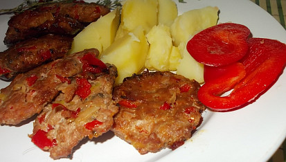 Grilované placičky s červenou paprikou