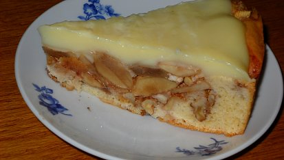 Hruškový koláč s mandlovou (pudinkovou) polevou