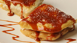 Karamelový větrník na plech