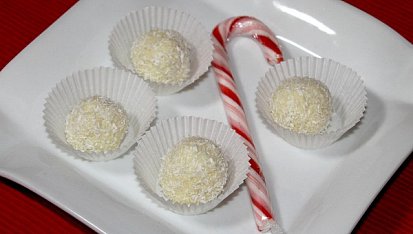 Koko kuličky z bílé čokolády a řeckého jogurtu