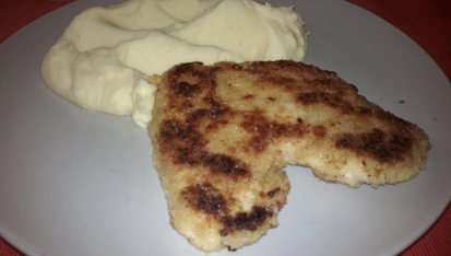Krůtí prsíčka v jogurtu, řízeček ve strouhance