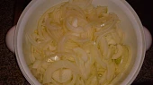 Libanonská kuchyně - Čočka s rýží, nakrájená cibule
