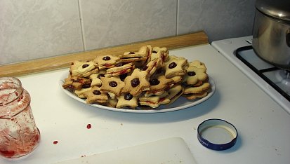 Linecké kokosové cukroví, Ten nepořádek z pečení budete mít taky!