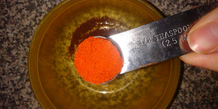 Marocká kuchyně - směs koření RAS AL HANOUT (půl lžičky kajánského pepře)