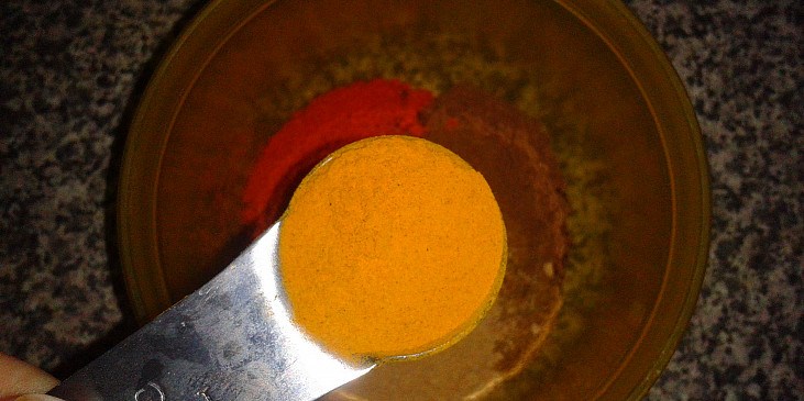 Marocká kuchyně - směs koření RAS AL HANOUT (2 lžičky mleté kurkumy)