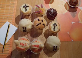 Muffiny základní těsto (halloweenské muffiny)