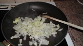 Nadívané kuřecí kůže