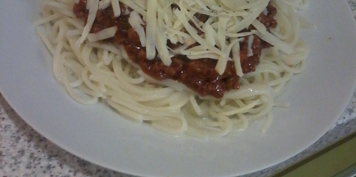Špagety s mletým masem
