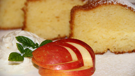 Tvarohovo-jablková bábovka