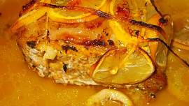 Vepřová pečeně  na šafránu a citronech