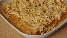 Vylepšený zapékaný Croque Monsieur