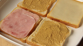 Vylepšený zapékaný Croque Monsieur