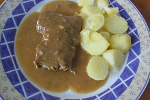 hovězí roštěnka na česneku
