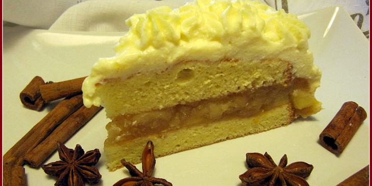 Jablíčkový dort s tvarohovo-citronovým krémem.