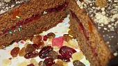 Kakaovo - kávový perníkový srnčí hřbet s mandlemi a brandy