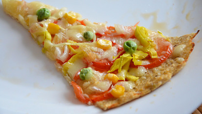 Květákovo - celerová pizza bez mouky
