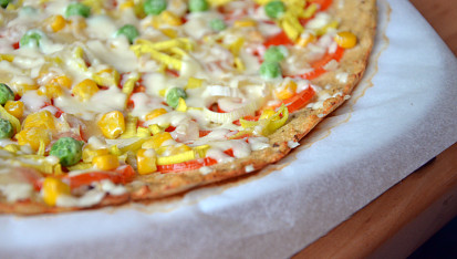 Květákovo - celerová pizza bez mouky
