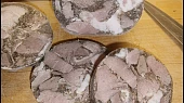 Manželova domácí masová tlačenka