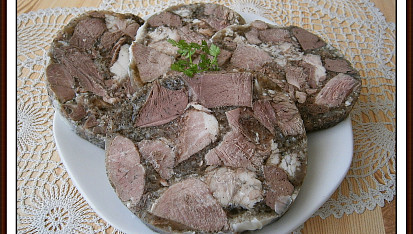 Manželova domácí masová tlačenka