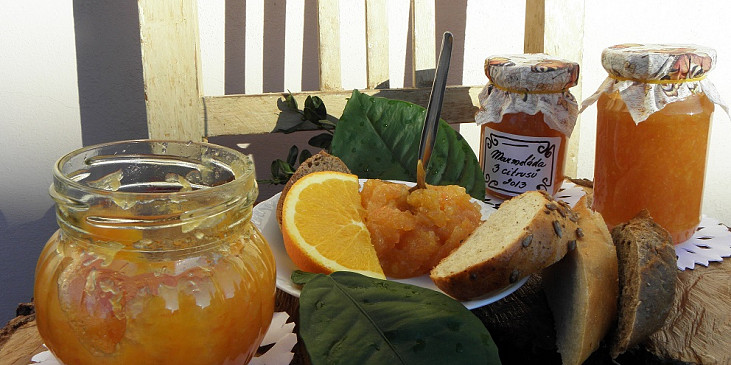 marmeláda mix citrusů s vůní skořice