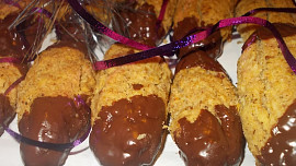 Ovesné tyčky  ze špaldové mouky a třtinového cukru