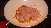 Pistáciová kuřecí korma (přidávám kuře)