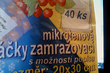 zamražovací sáčky, ty používám na všechno co dávám do mrazáku