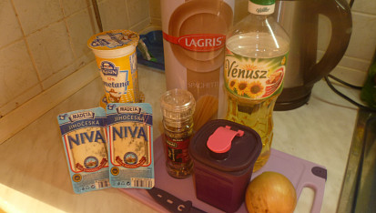 Špagety se smetanou a nivou, Ingredience