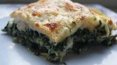Špenátové lasagne s kuřecím masem