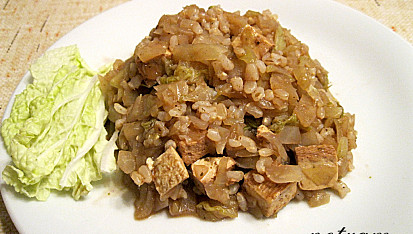 Tofu v zelí s rýží