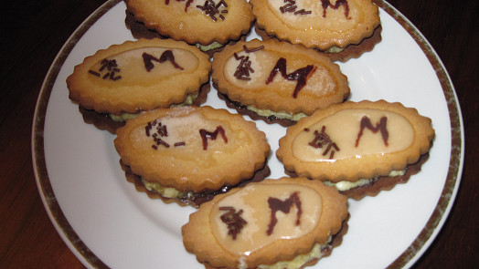 Tomovy Mocca oválky