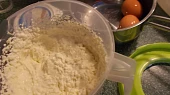 Tři  druhy  pomazánek z jednoho základu
