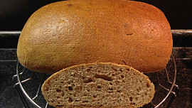 Domácí chleba bez hnětení v 2.0 (s droždím nebo kváskem)
