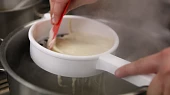 Domácí špecle se slaninou a pivním sýrem, Výroba špeclí