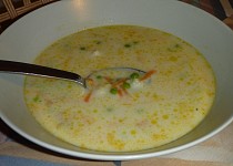 Jemná hrášková polévka s mrkví