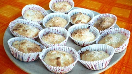 Kokosovo-ananásové muffiny