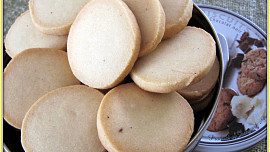 Křehké máslové sušenky