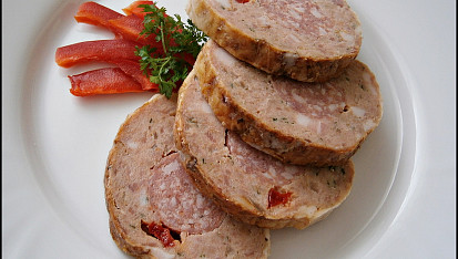 Krůtí sekaná s“Tataráčkem“, Krůtí sekaná s Tataráčkem