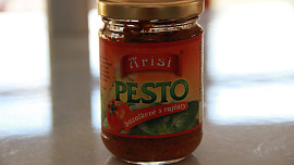 Kuřecí s bazalkovo - rajčatovou omáčkou