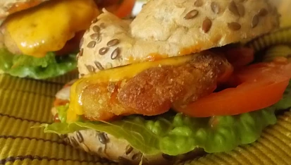 Lososové   karbanátky  s  bramborovou kaší + lososové burgery