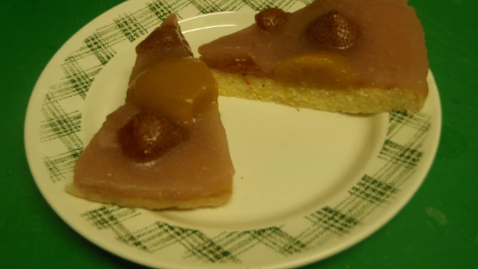 Ovocný koláč s pudinkovým rosolem