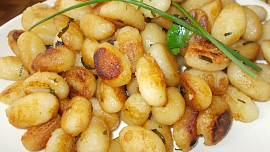 Restované gnocchi jako příloha