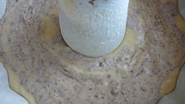 Šlehačková bábovka s ledovými kaštany